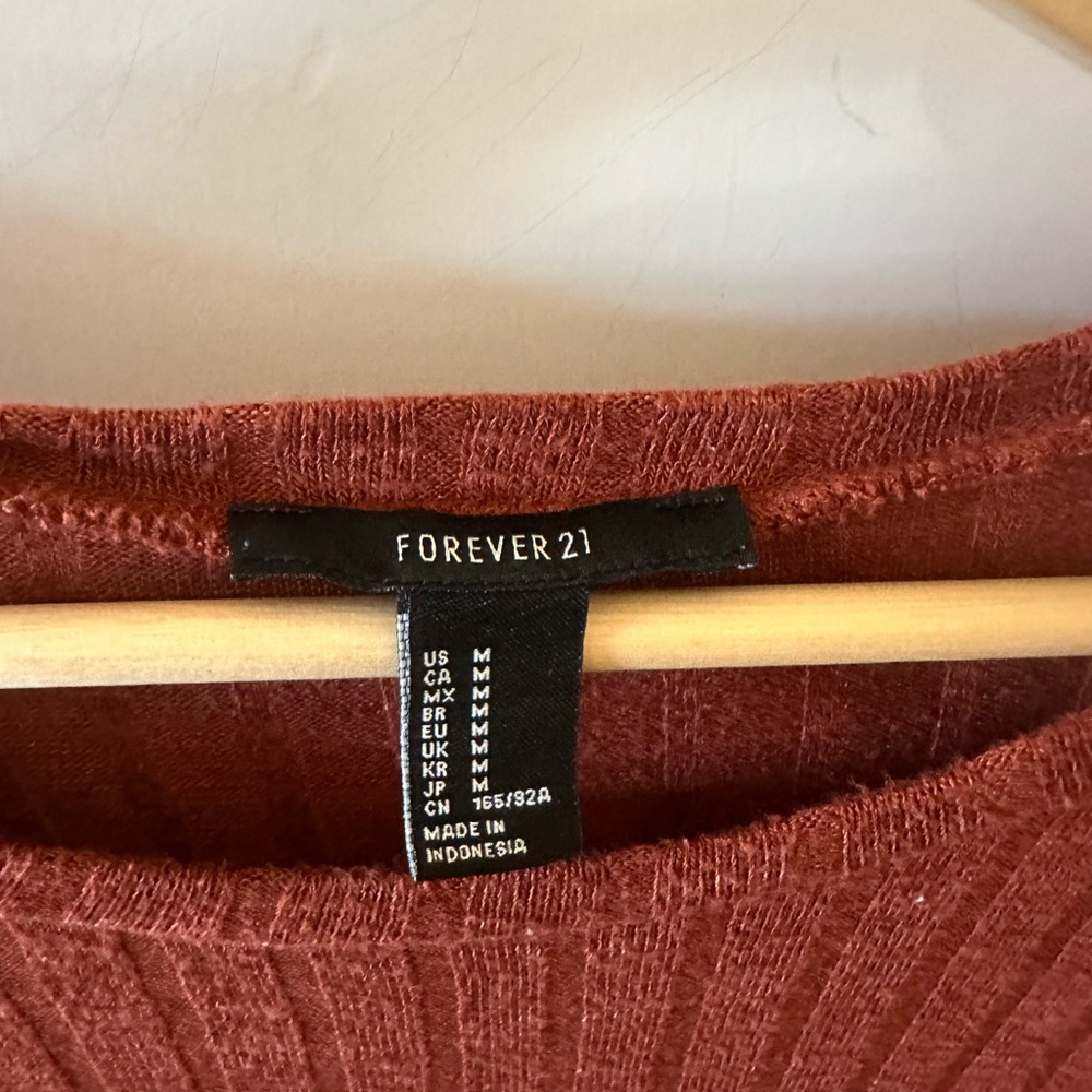 Forever 21 Rust Ribbed Sweatshirt - Picture 3 of 4